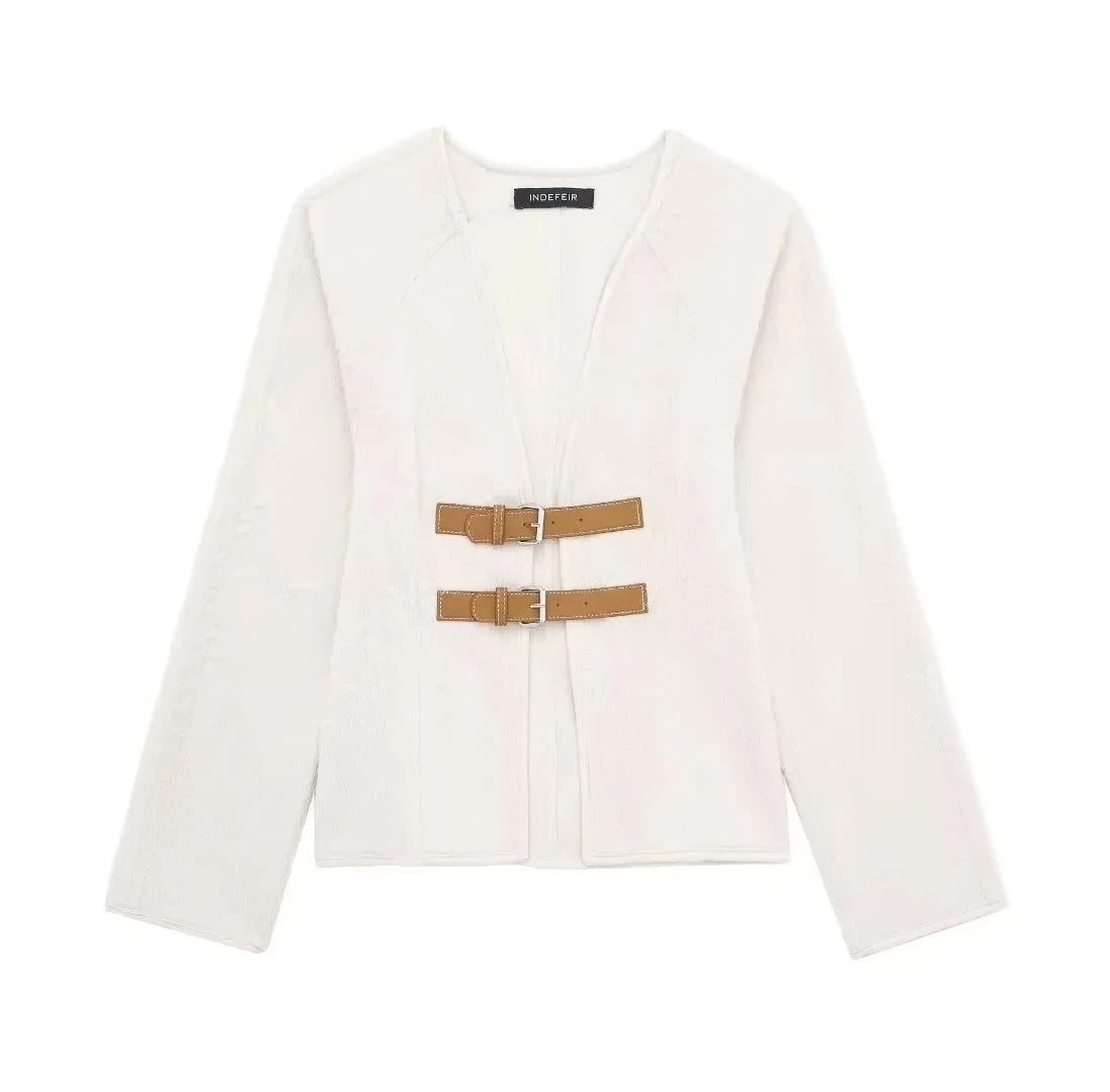 Beige long sleeve V-neck jacket, suitable for autumn and spring,