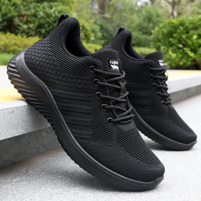 Men's Casual Shoes, Lightweight Outdoor Sports Shoes Suitable for Training
