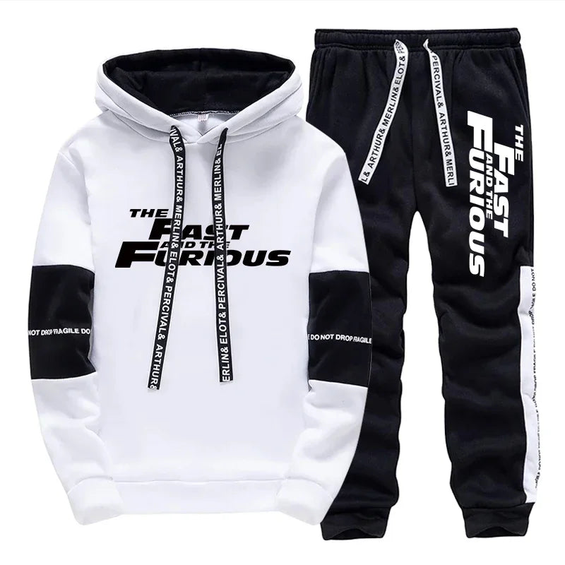 Men's long-sleeved sweatshirt, suitable for autumn and winter.