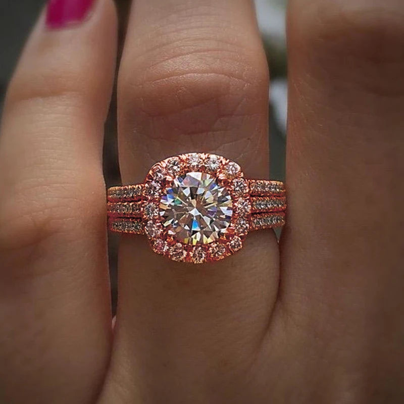 Huitan Fashion Rings for Women with Luxury Engagement Rings