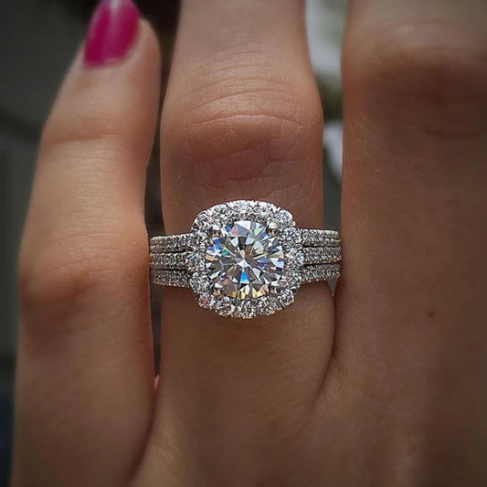 Huitan Fashion Rings for Women with Luxury Engagement Rings