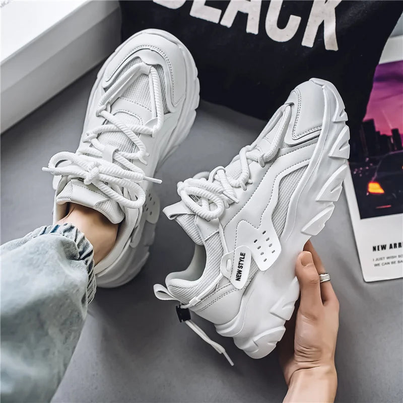 New men's shoes with soft, comfortable and breathable sole